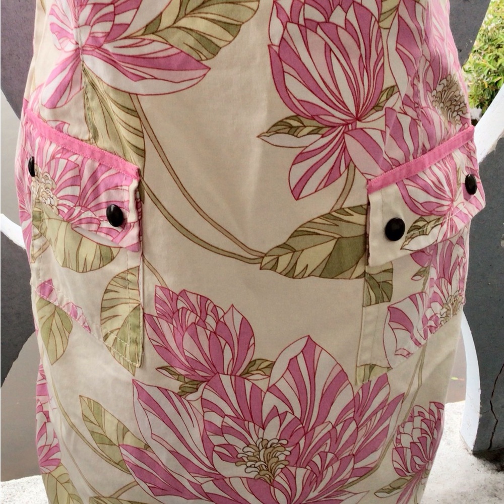Tommy Hilfiger Strapless Knee High Dress with Front Pockets and Rear Zip - Picture 5 of 16